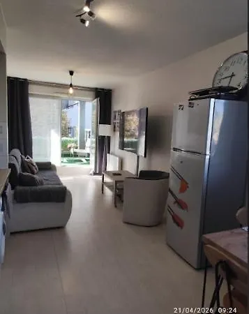 T2 L Isle D'abeau Confortable Avec Terrasse Et Garage Prive Apartment Saint-Germain (Isere)